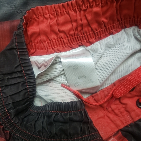 BOYS | Sz M(8)WWE Swim Trunks! - Picture 5 of 5